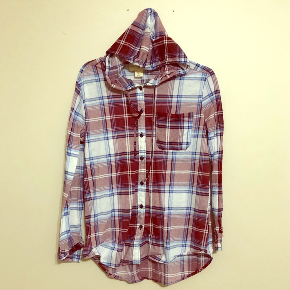 Hooded shirt